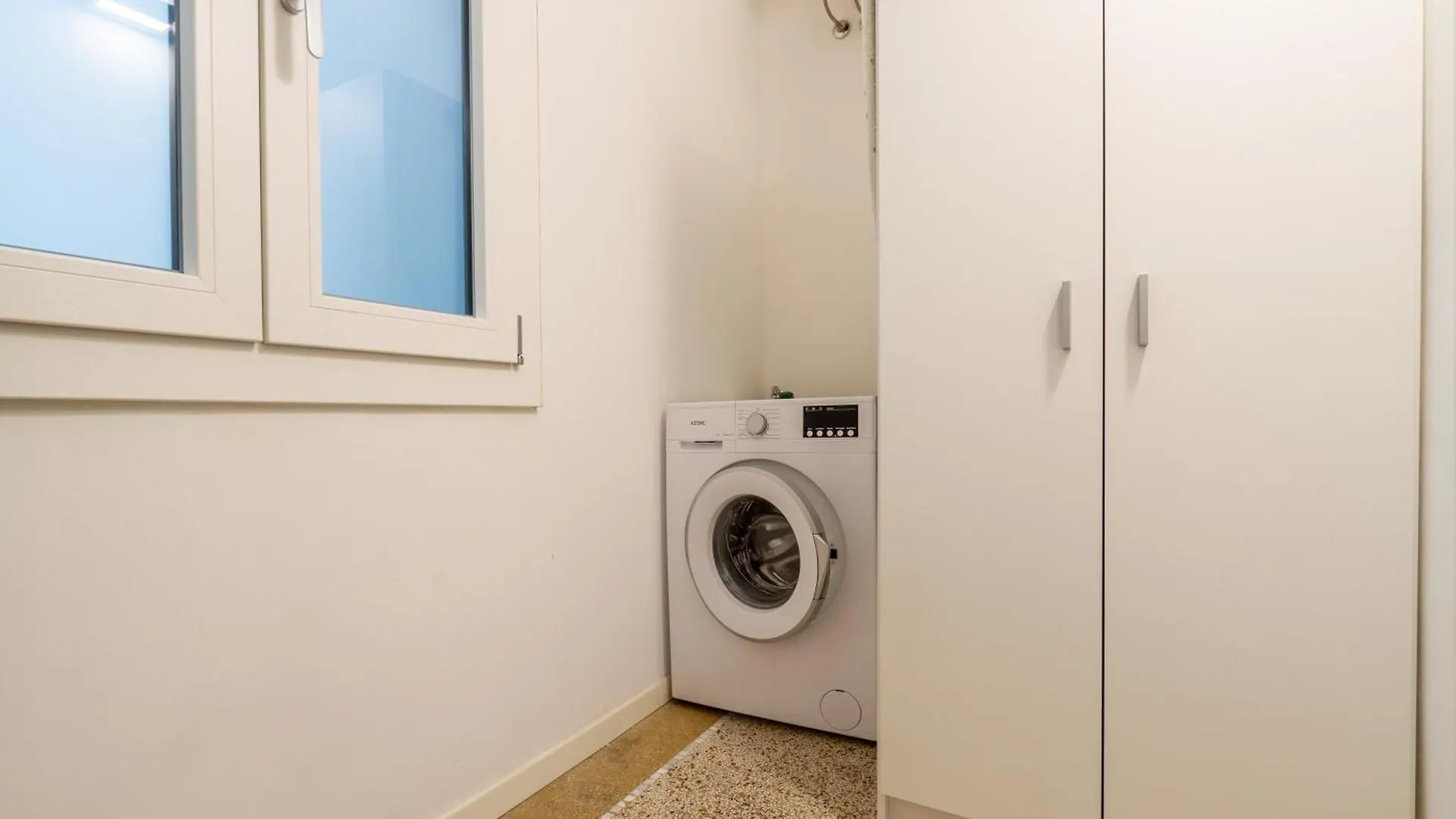Apartment In Historic Building- Porta Venezia Милан
