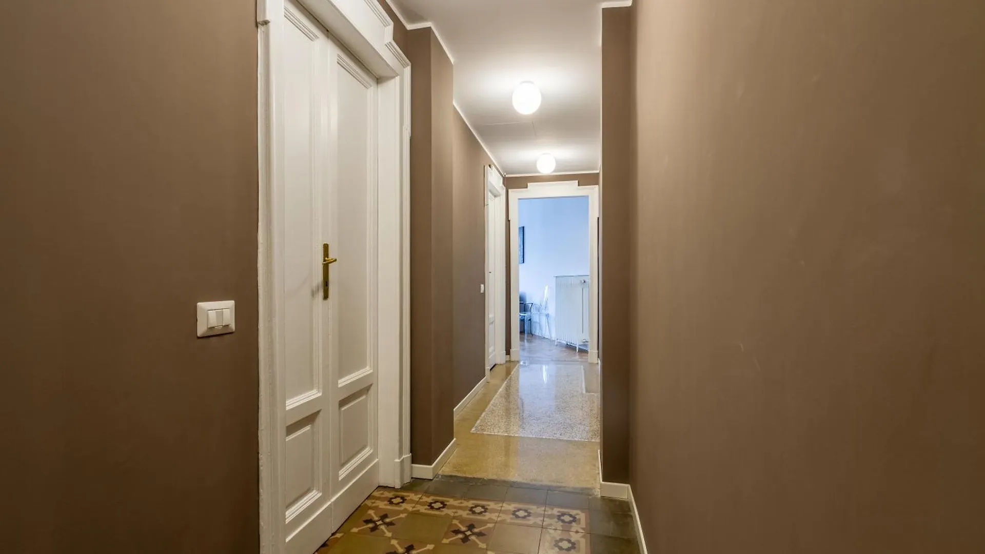 Apartment In Historic Building- Porta Venezia Милан Италия